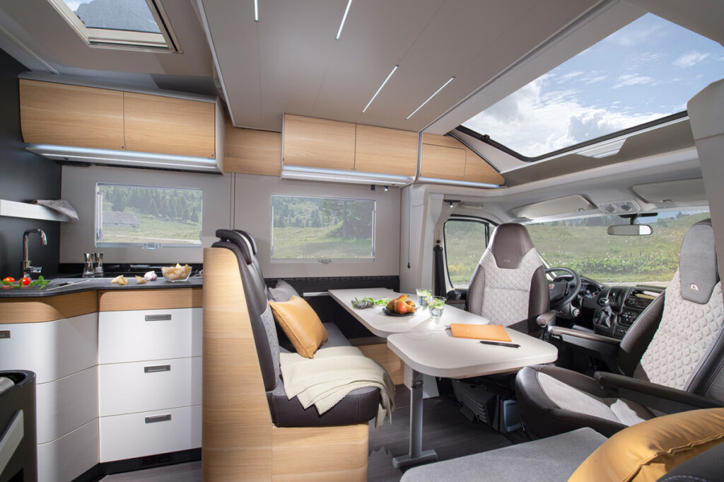 MATRIX_PLUS_670_SL_NATURALE_dinette