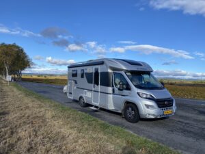 Adria Coral 670SL Supreme 46